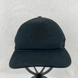 Nike Black Tone on Tone Snap Back Trucker Hat OS
